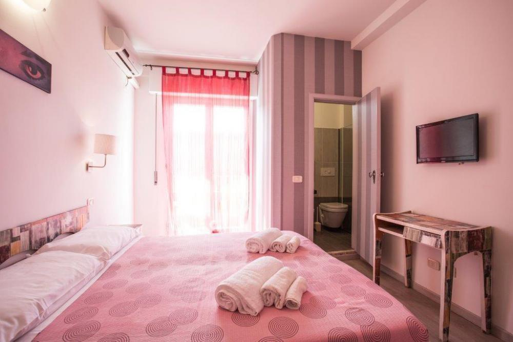 ריצ'יונה Hotel Hollywood מראה חיצוני תמונה