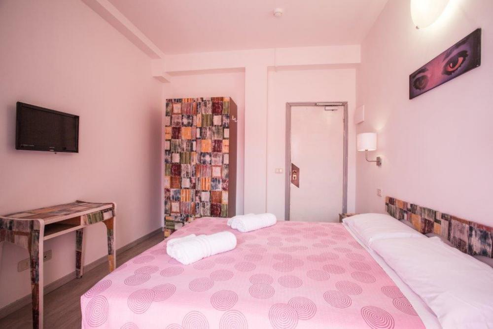 ריצ'יונה Hotel Hollywood מראה חיצוני תמונה
